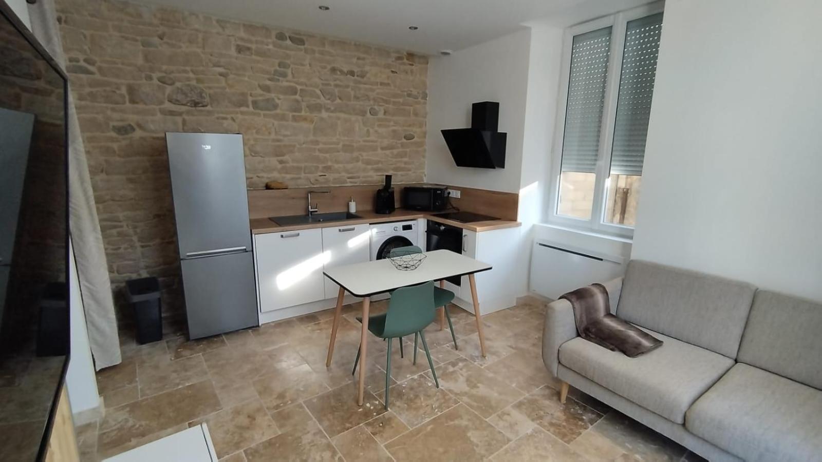 Appartement Lumineux En Rdc Bourgoin-Jallieu Bagian luar foto