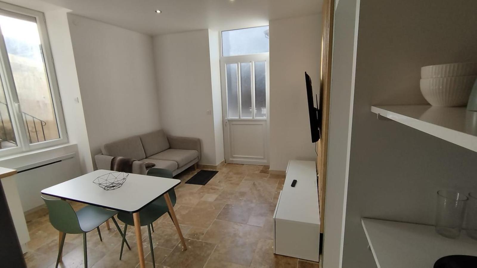 Appartement Lumineux En Rdc Bourgoin-Jallieu Bagian luar foto